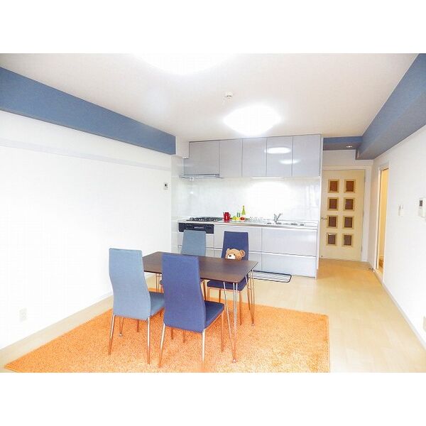 アリーナ湘南 リビング