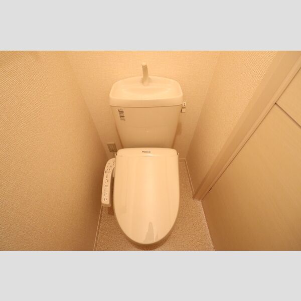 プロスパー八潮201号室 温水洗浄暖房便座