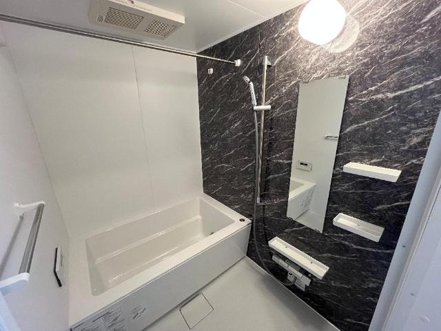 アドニス203号室 バス