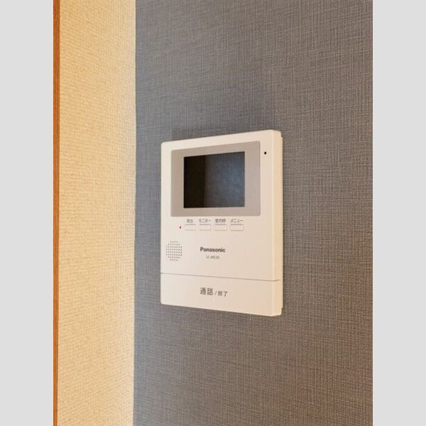 メールオフィスSKビル303号室 モニター付きインターホン