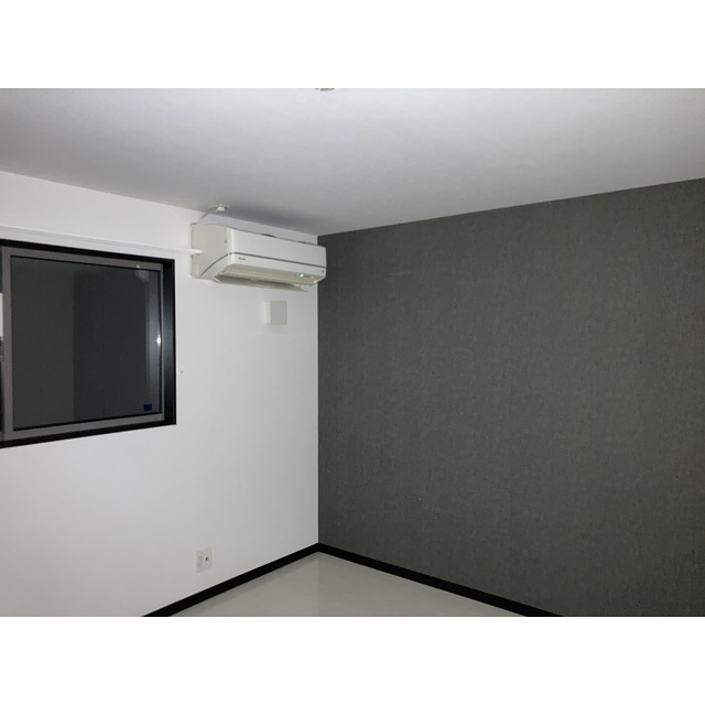 El alivio102号室 内観