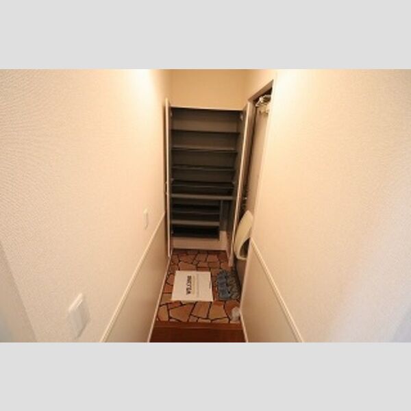 フロレスタ東館・西館　西館 シューズボックス