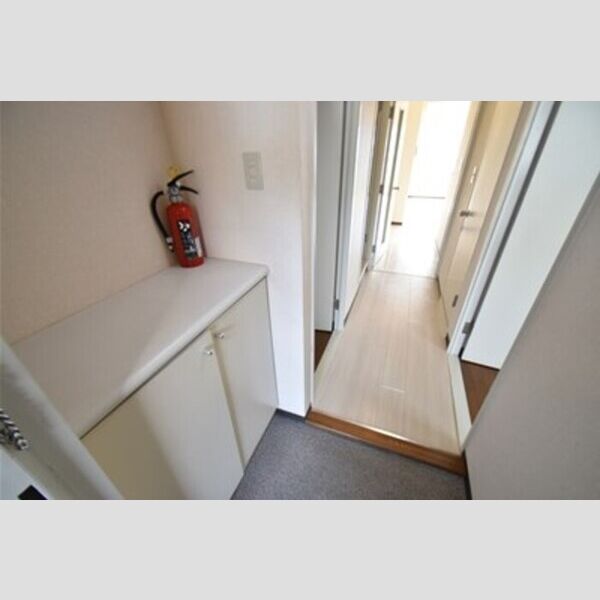 Bellevue壱番館216号室 玄関