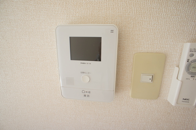 ソイ・コート幕張0105号室 TVモニターフォン