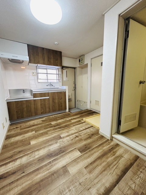 ジュネパレス鎌倉第３0102号室 リビング