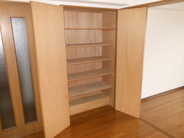 浦安大永マンション0403号室 収納