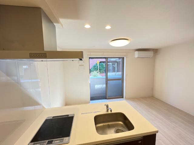 アウリイ リビング