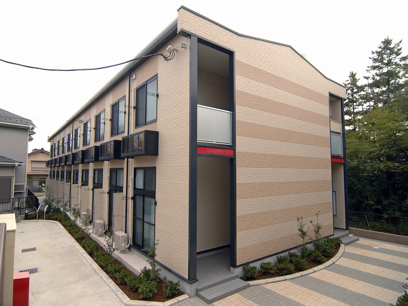 レオパレスエクセル中里の外観画像