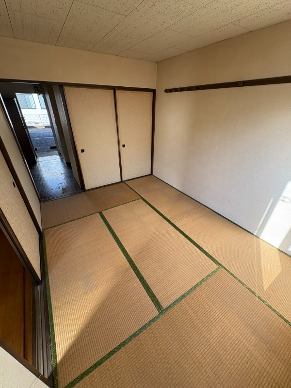 ドルフ矢作（E-197） リビング