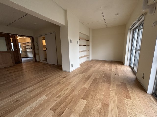 アールリエット武蔵境クラフト204号室 リビング