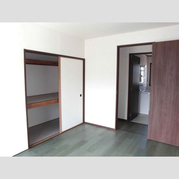 メゾン志藤　B201号室 洋室