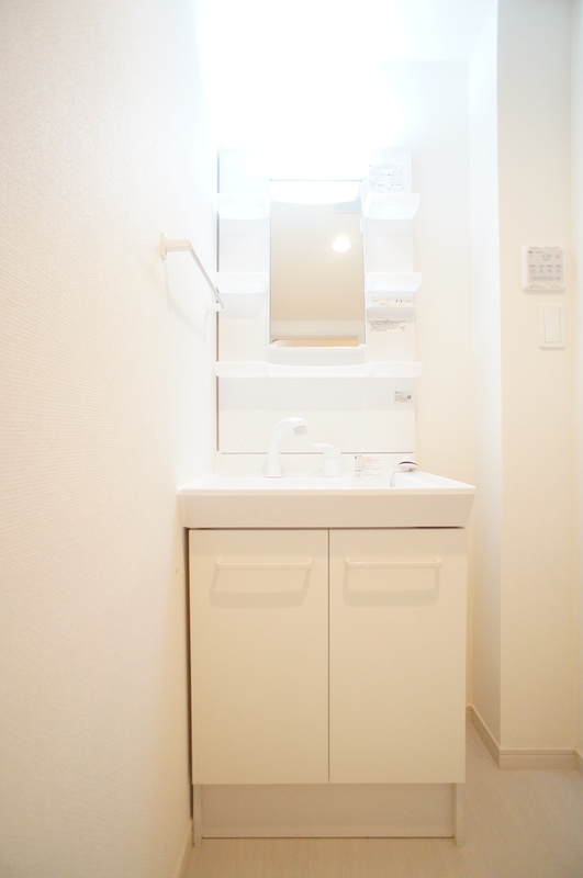 リブリ・ヒルトップ スクエア1階 洗面