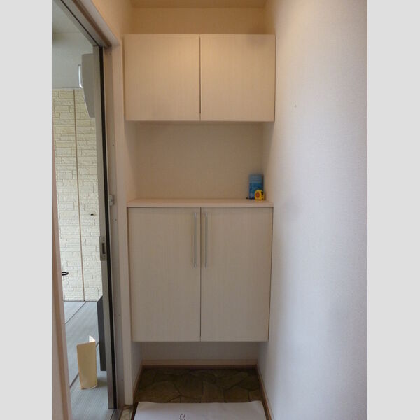 ヴァレッタ　B 玄関