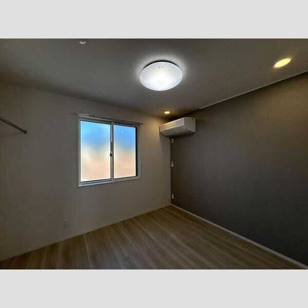 セレスティア六町Ⅱ205号室 洋室