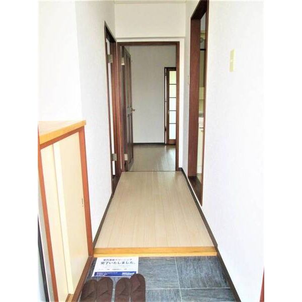 リバティー小泉0201号室 玄関