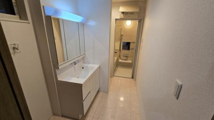 祖師谷6丁目1LDK 居室、リビング