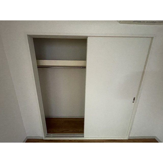 ドミール上池台0101号室 収納