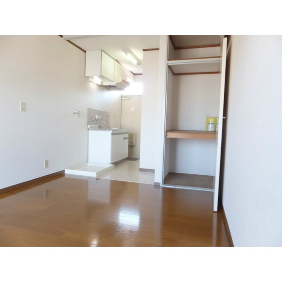 アムス富士見台0201号室 居室