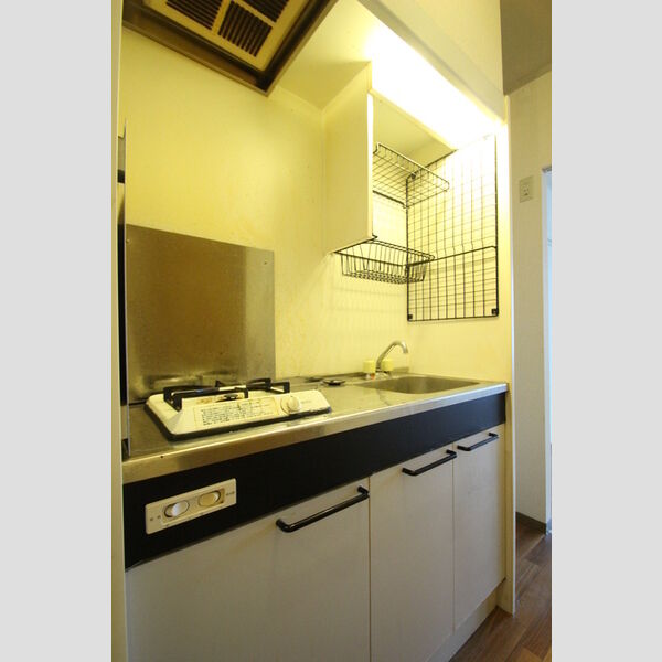 キャッスル多摩川 101号室　キッチン