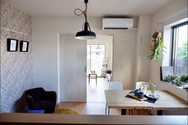 シャルパンティエ リビング