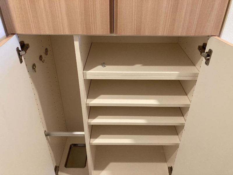 グランパーク町屋 下足入れ