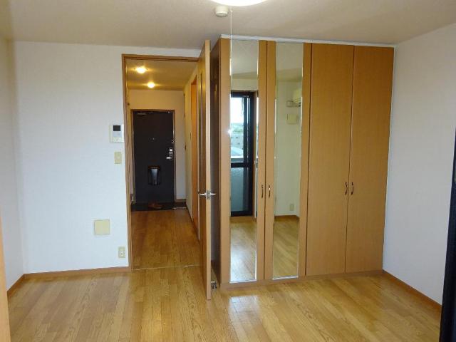 ロイヤルヒルズ宮崎台 室内