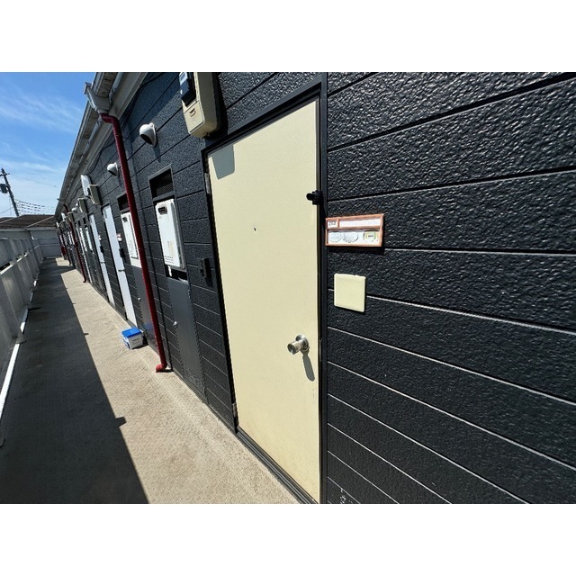 プラザ・ドゥ・シュバリエ 玄関