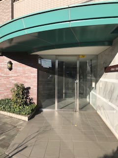 ＣＨＡＮＣＥ－ＢＥＲＧ3階 エントランス