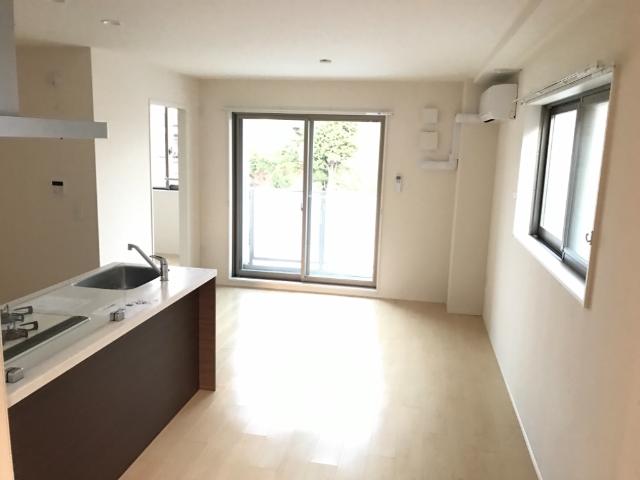 リヴァージュ登戸 リビング