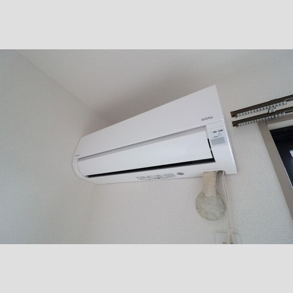 オークヒルズ203号室 エアコン