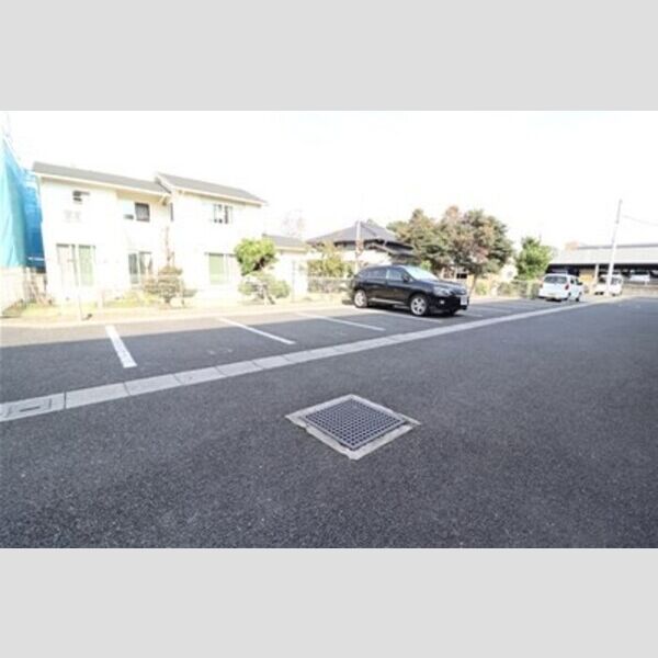 ビューフォレスト　C 駐車場