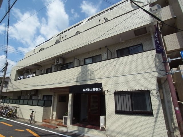 ライオンズマンション東北沢3階 外観