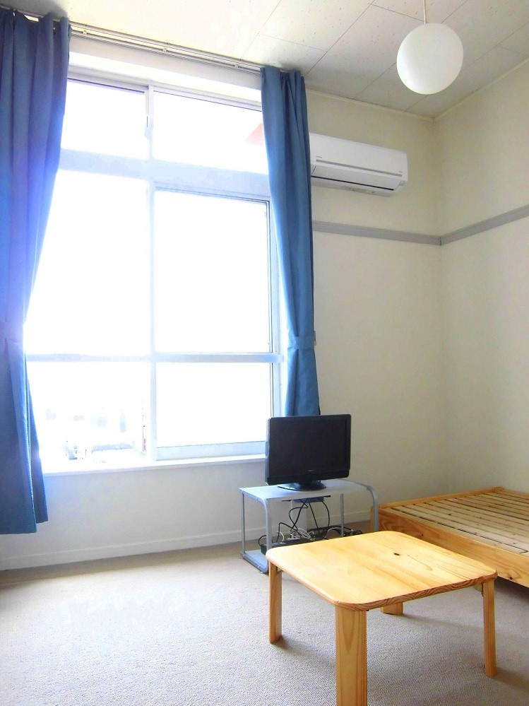 レオパレスプラムフローラ リビング