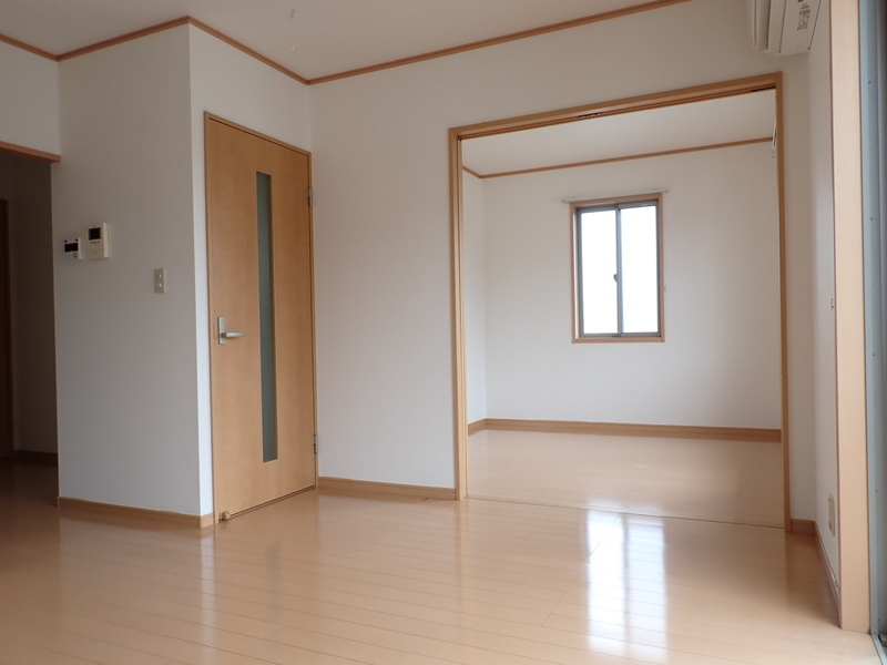 ウィンディアＡ2階 内観