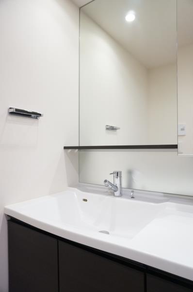 Ｂｒｉｌｌｉａ仙川ＴｈｅＲｅｓｉｄｅｎｃｅ2階 洗面