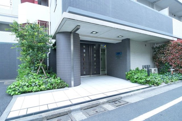 ARTESSIMO LINK BREZZA3階 外観