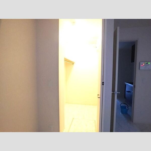 ソラシエスタ101号室 ウォークインクローゼット