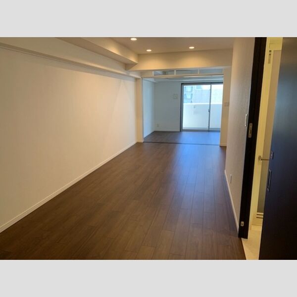 ロイヤルパークス西新井0633号室 同タイプ634号室リノベ時の写真