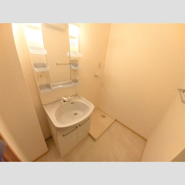 フォリオ春日部 洗面室