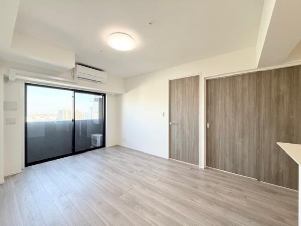 エレミ本蓮沼14階 リビング