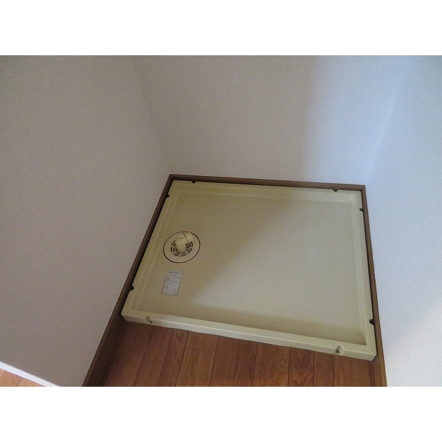 グレースコートＡ棟A102号室 洗濯機置場