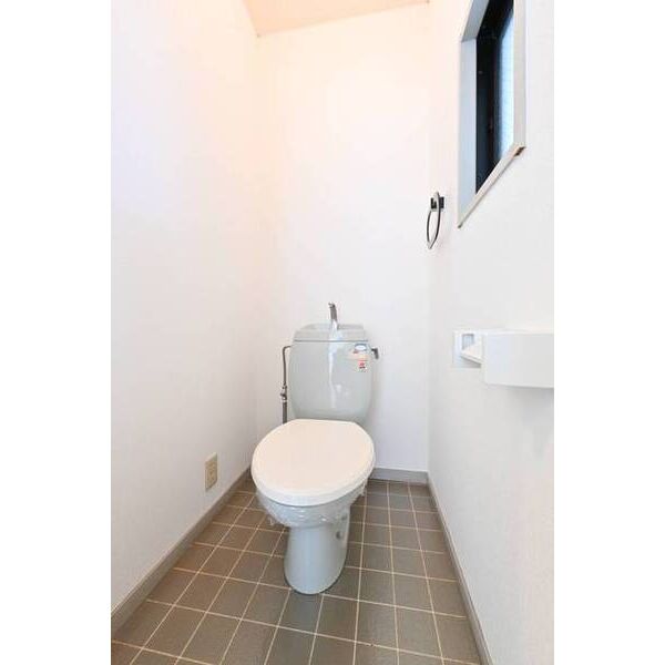 アイレッツM0103号室 トイレ