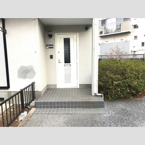 不動台ロイヤルタウン　Ⅱ エントランス