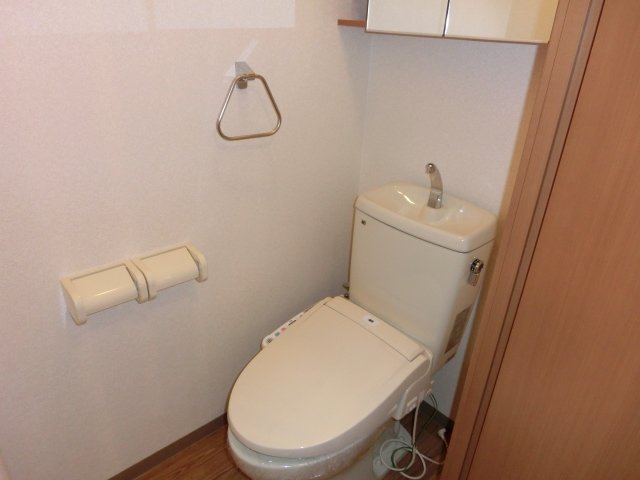 プランドールＹ’ｓ　Ⅱ シャワー付トイレ