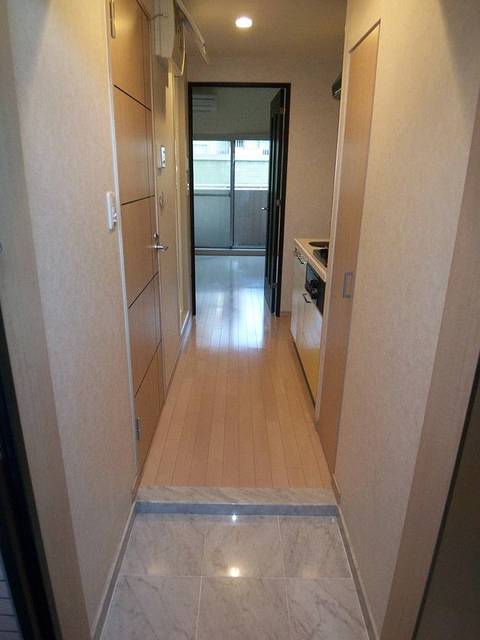 ガラ・シティ東日本橋 玄関