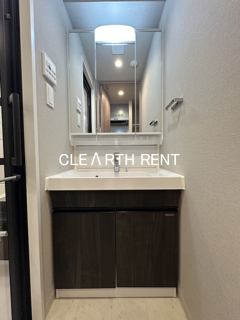 コンシェリア東京 ＜ＨＩＧＡＳＨＩＪＵＪＯ ＲＥＳＩＤＥＮＣＥ3階 人工大理石のカウンター一体型の洗面ボウル