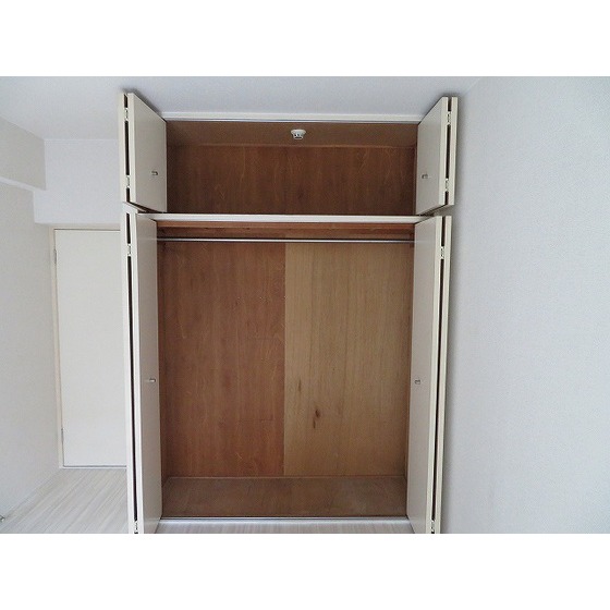 三番館竹下0204号室 クローゼット