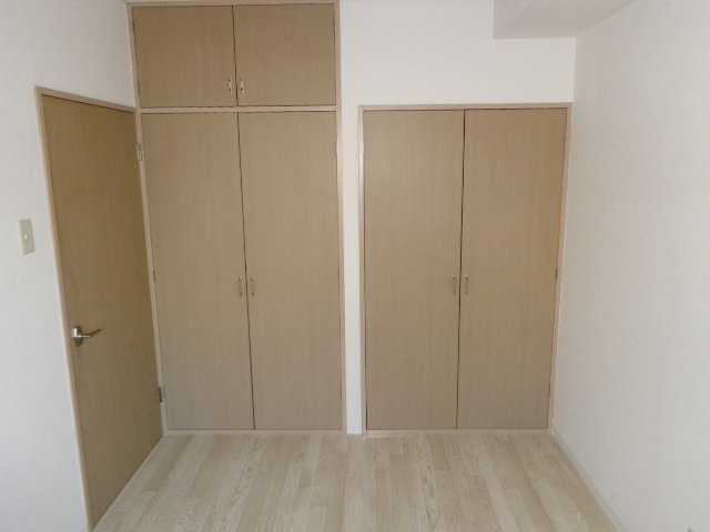 ドミールシャルム 収納