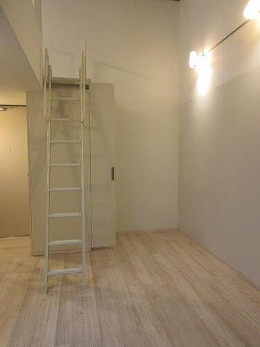 ＡＲＴＥＭＩＳ　ＭＩＮＡＭＩ　ＡＺＡＢＵ7階 洋室　※2024年11月撮影