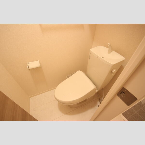 RSAⅢ101号室 トイレは温水洗浄暖房便座!